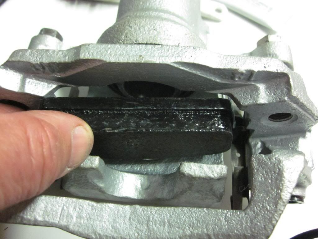 How to rebuild S13 rear calipers